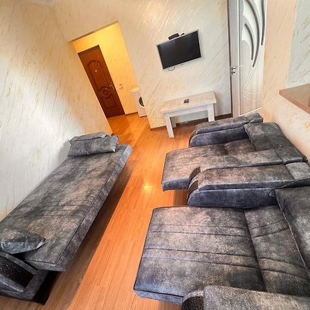 Apartments Nita Батуми Екстериор снимка