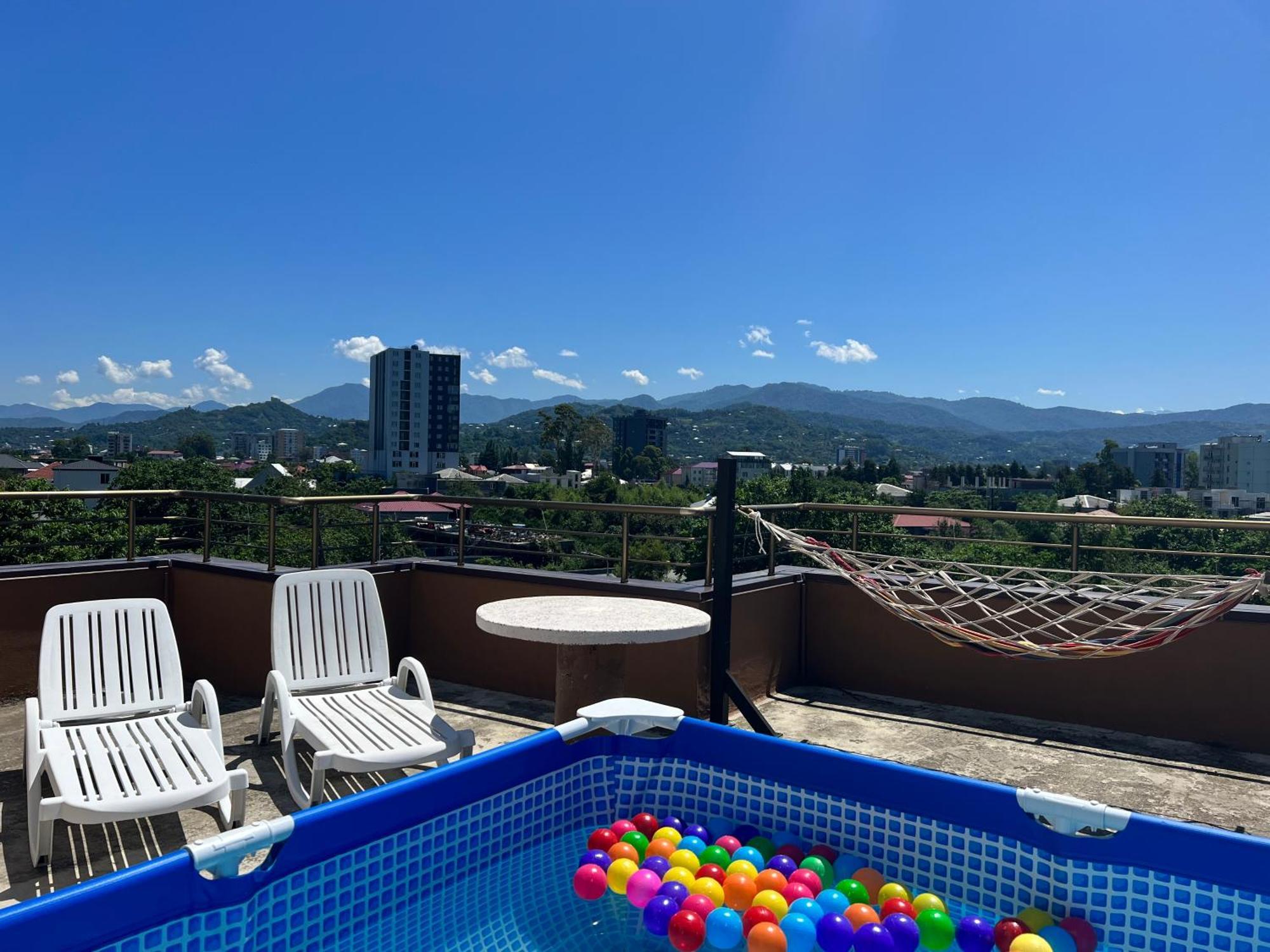Apartments Nita Батуми Екстериор снимка