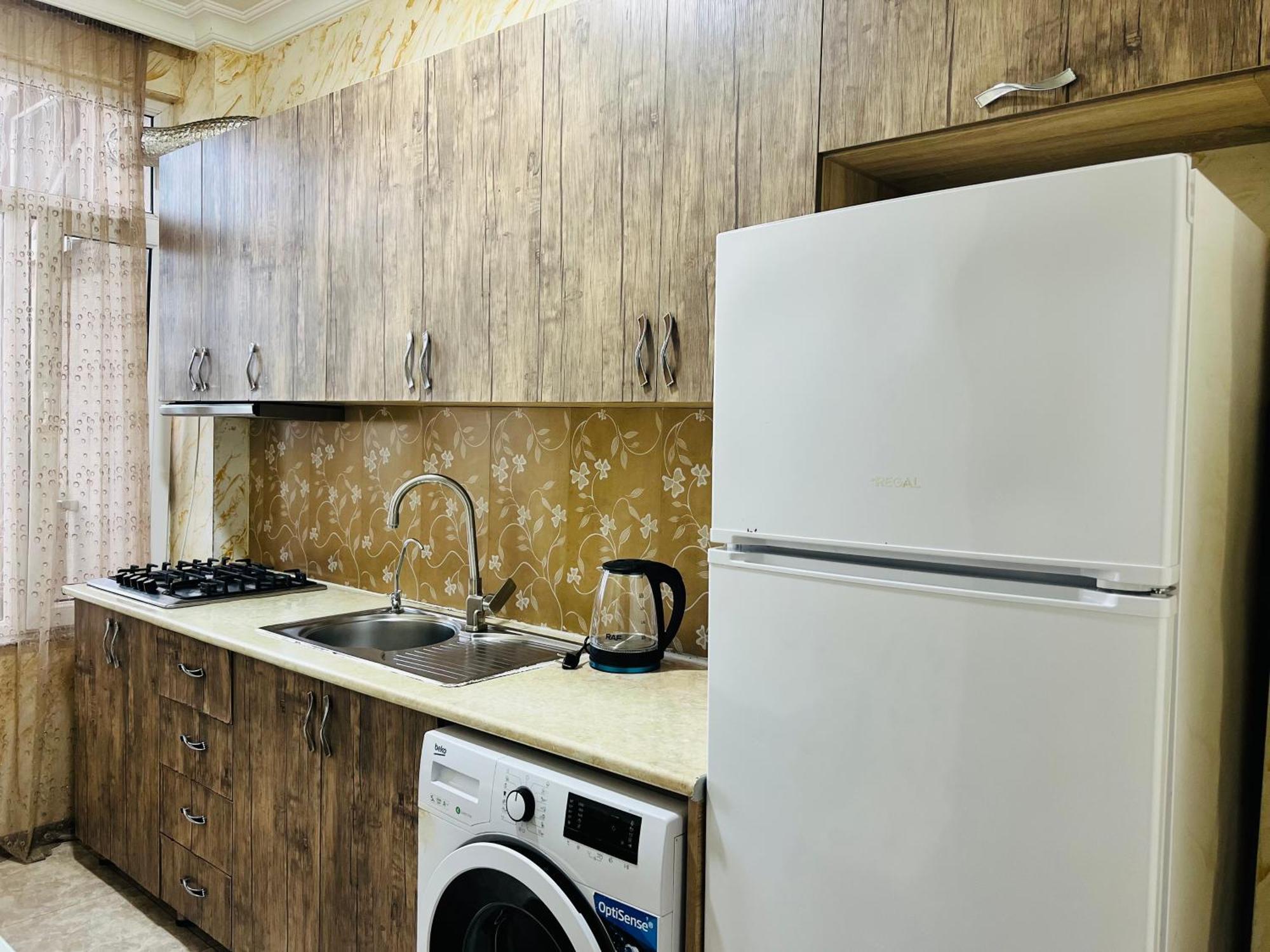 Apartments Nita Батуми Екстериор снимка