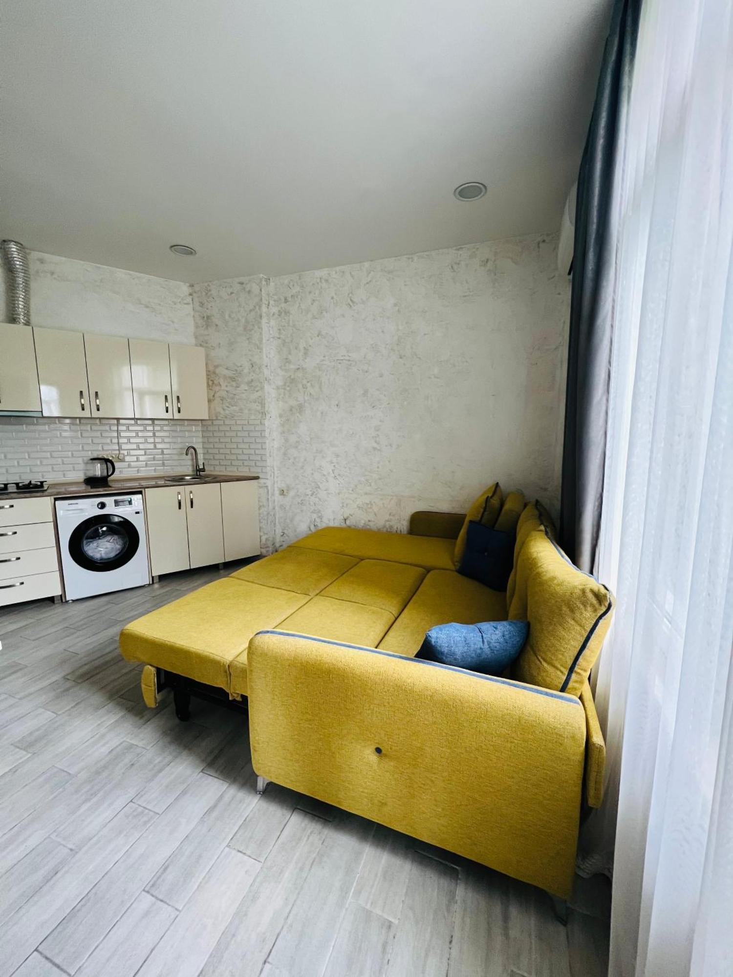 Apartments Nita Батуми Екстериор снимка