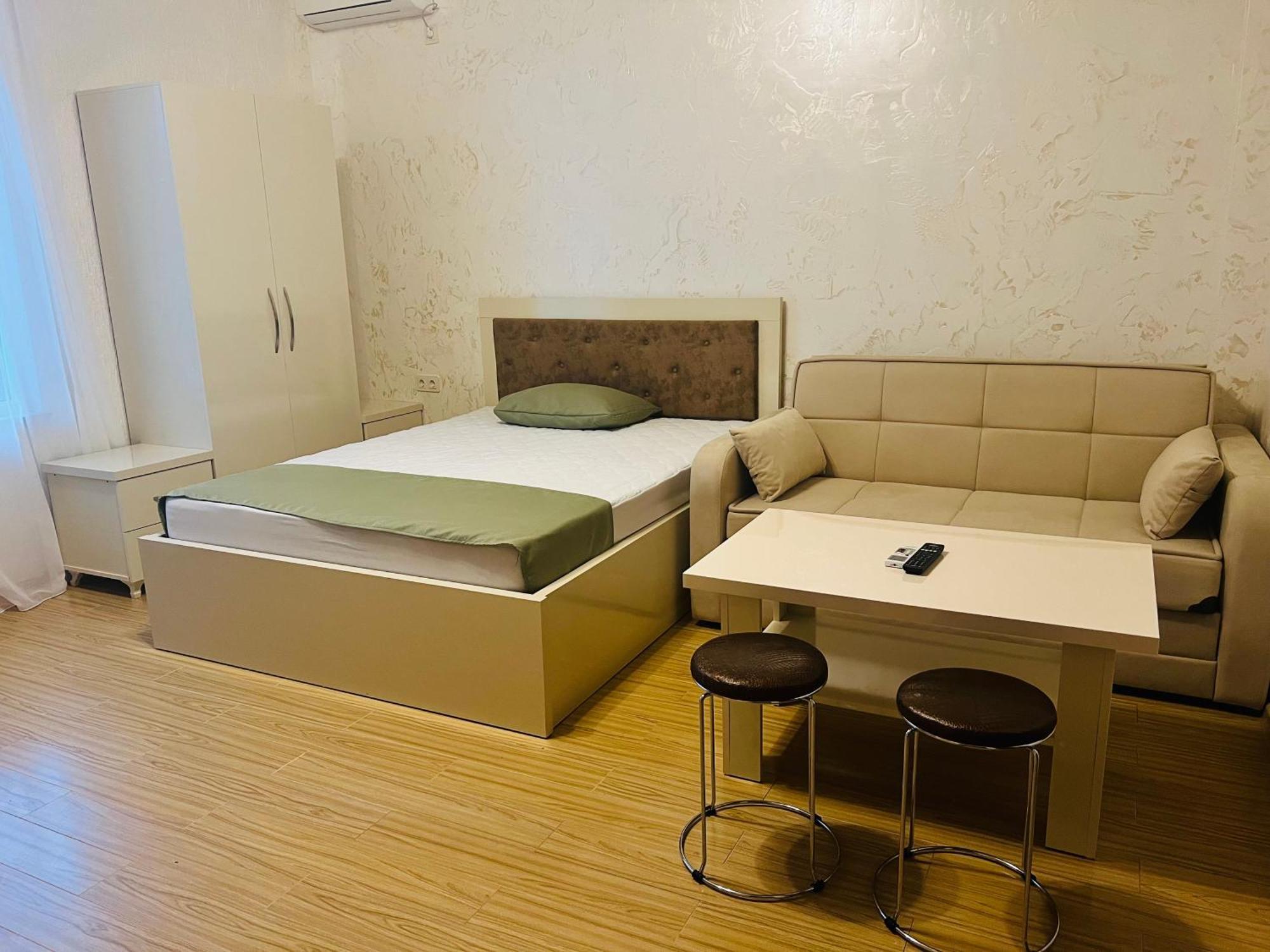 Apartments Nita Батуми Екстериор снимка