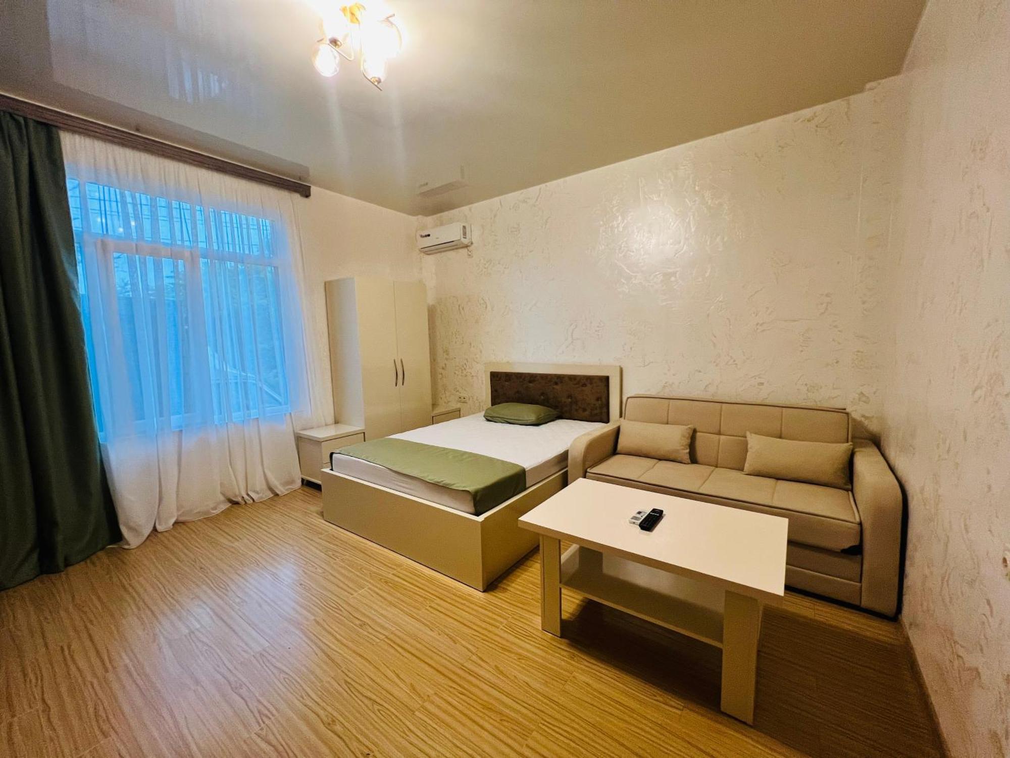 Apartments Nita Батуми Екстериор снимка
