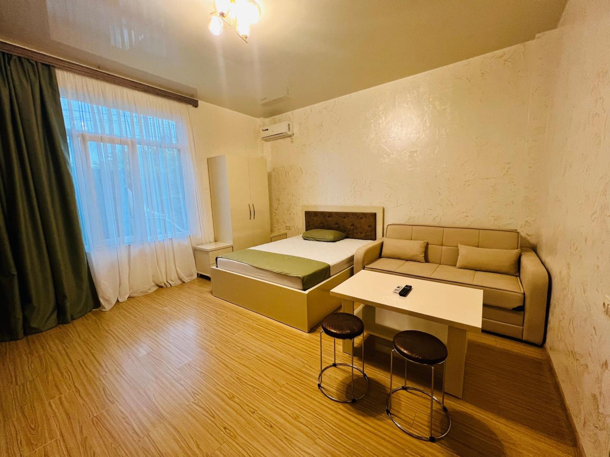 Apartments Nita Батуми Екстериор снимка